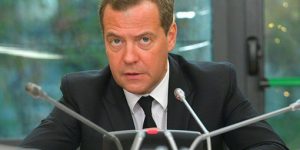 Медведев рассказал, что поможет решить конфликт на Украине