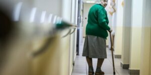 Реновация для пожилых: как Сбербанк хочет развивать дома престарелых