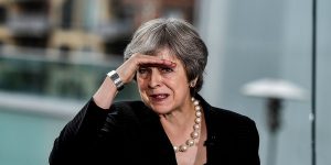 «Тереза Мэй — это проблема»: что пишут западные СМИ о сделке по Brexit