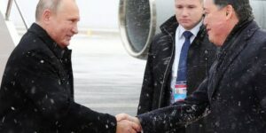 Кнут и гвоздь: как Казахстан встретил Путина