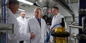 Путин потребовал навести порядок со льготным обеспечением лекарствами