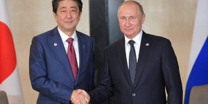 «На основе советско-японской декларации»: Путин и Абэ активизируют контакты по мирному договору
