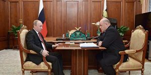 Путин встретится с главой ФНС Мишустиным
