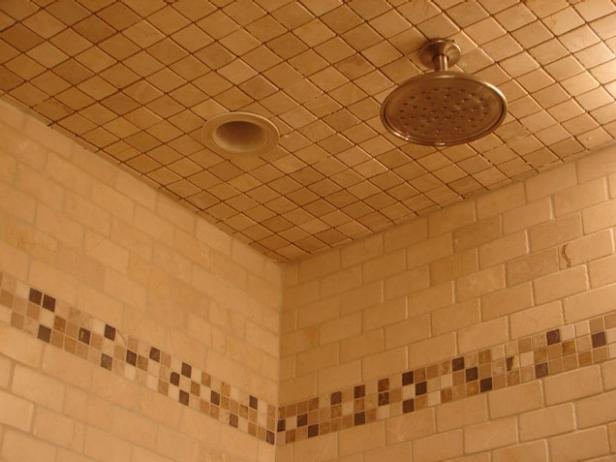 Из чего сделать потолок в ванной: обзор материалов, плюсы и минусы, особенности монтажа, советы по выбору