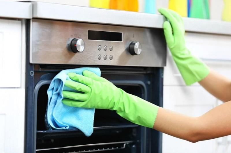 Как отмыть духовку от нагара: эффективные способы и лучшие средства