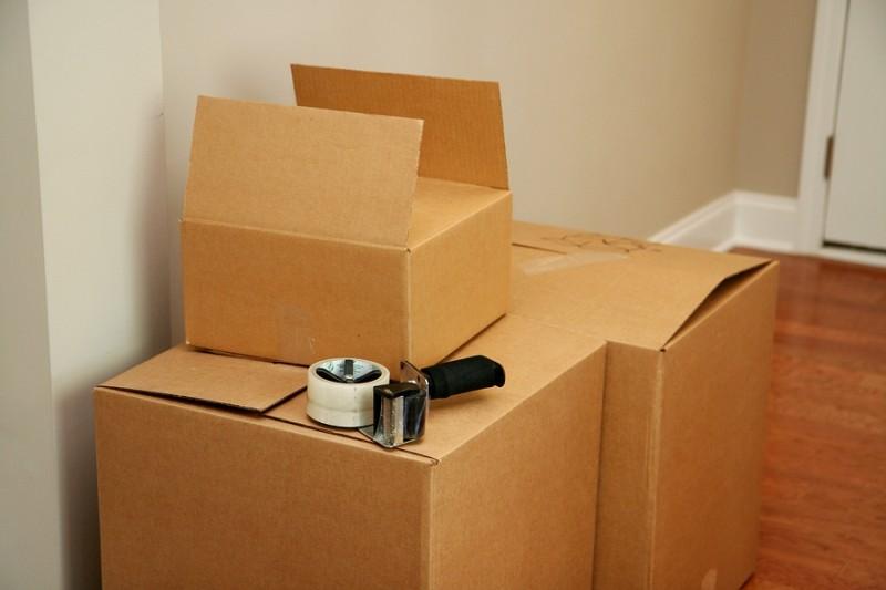 Как правильно упаковать вещи при переезде: советы