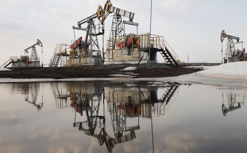 
Минфин обсудит новый подход к расчету цен на нефть для начисления налогов
